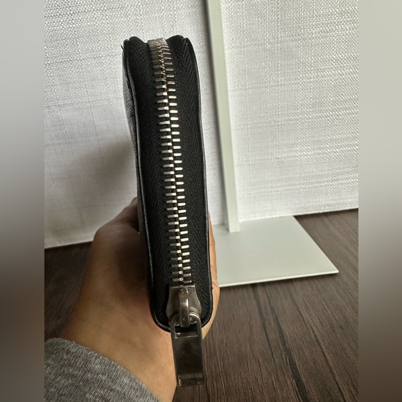 Christian Dior Smooth Leather Full Zip Around Large Wallet, Black, EUC - Picture 8 of 11